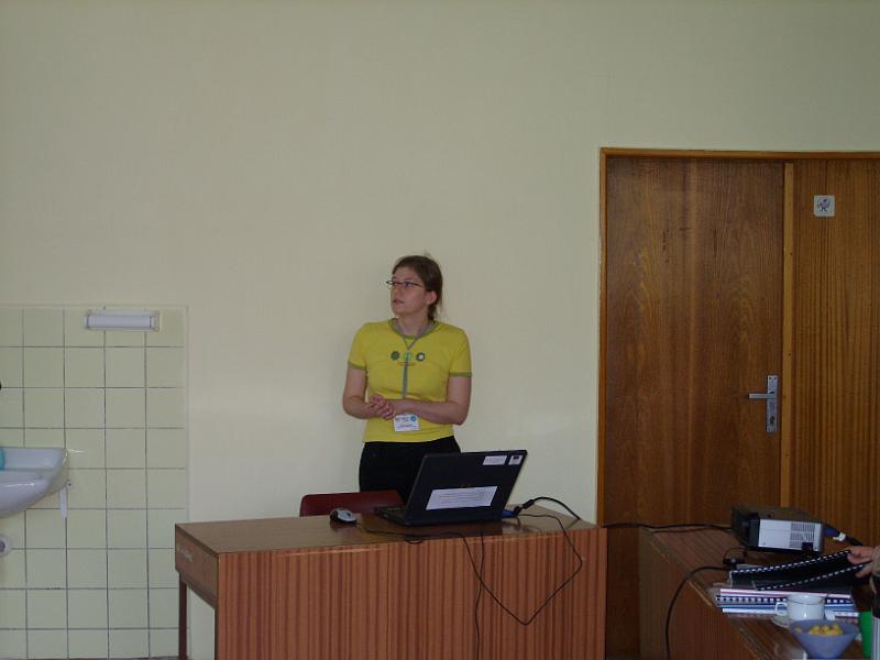 SS850777.JPG