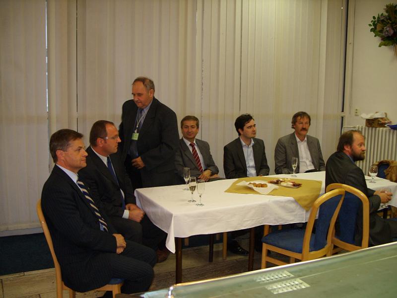 SS851060.JPG
