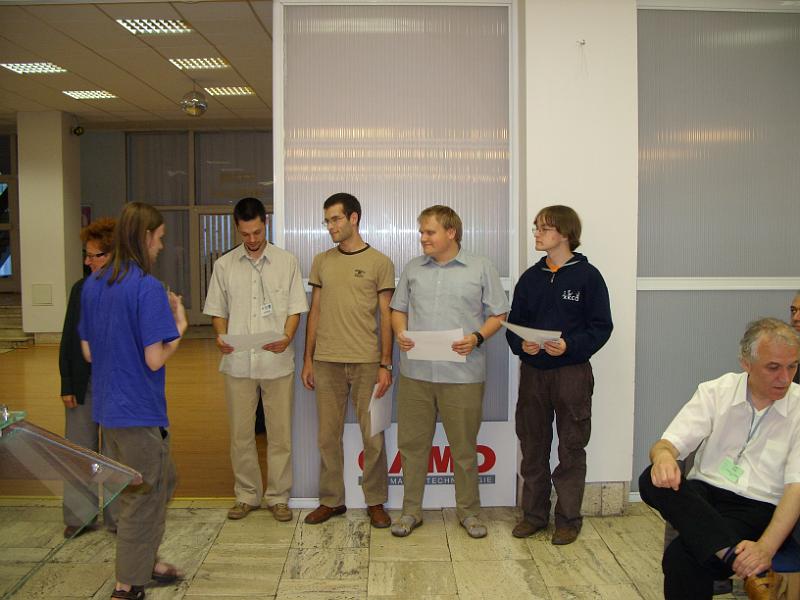 SS851071.JPG