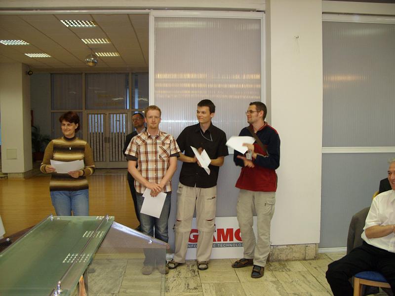 SS851079.JPG