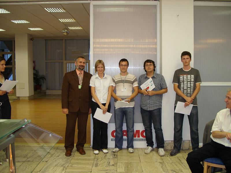SS851082.JPG